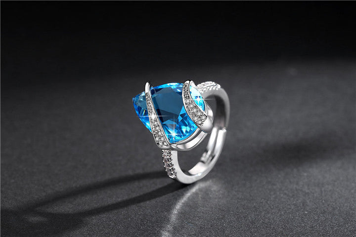 Set Seraphina Thorne in Vitguld