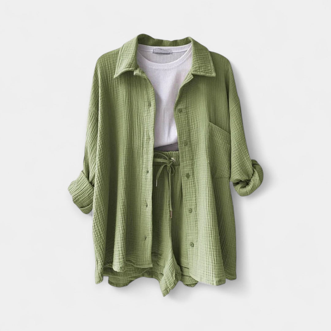 Dvobarvni Poletni Komplet: Majica in Šortke