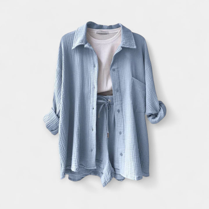 Dvobarvni Poletni Komplet: Majica in Šortke