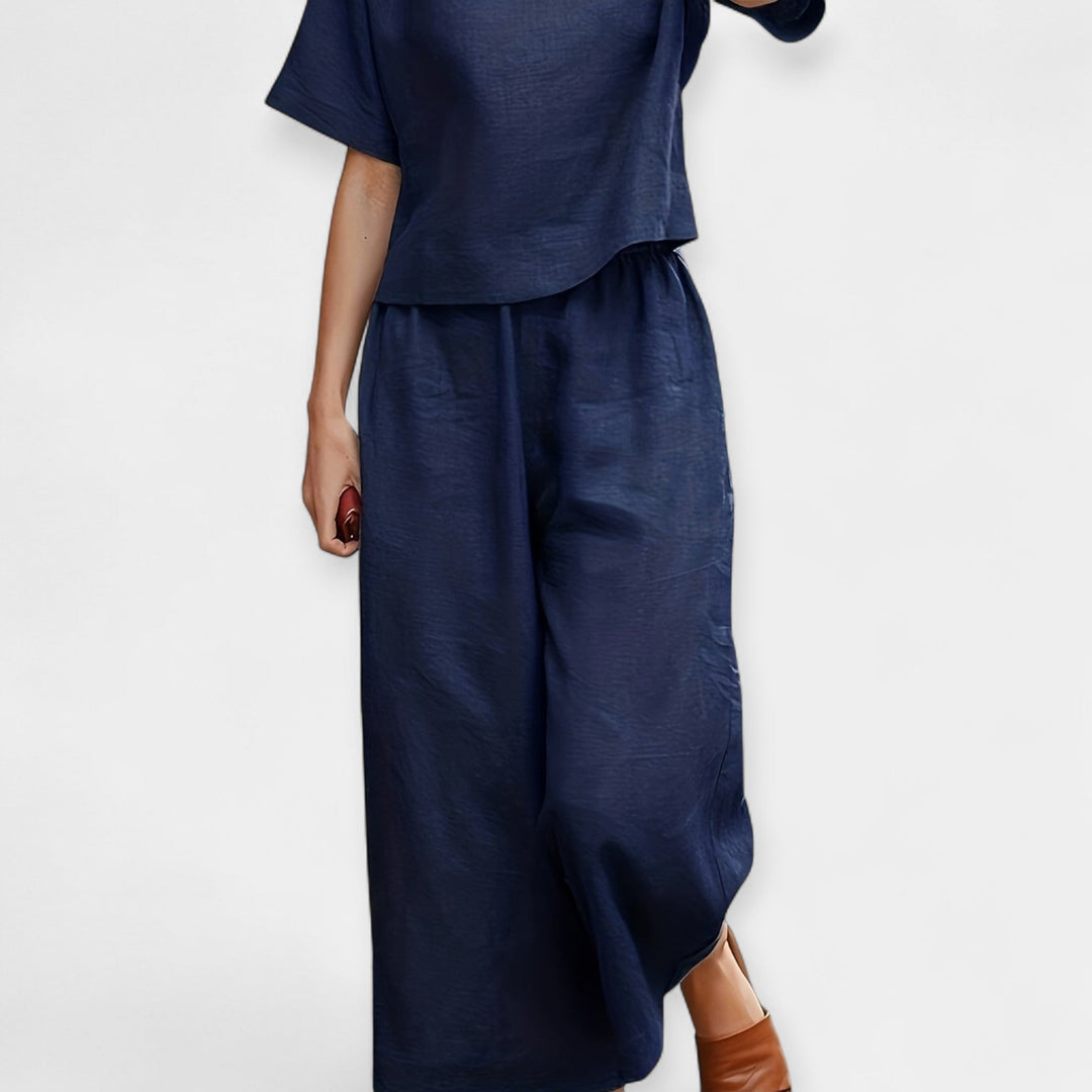 Komplet kratkih hlač in majice