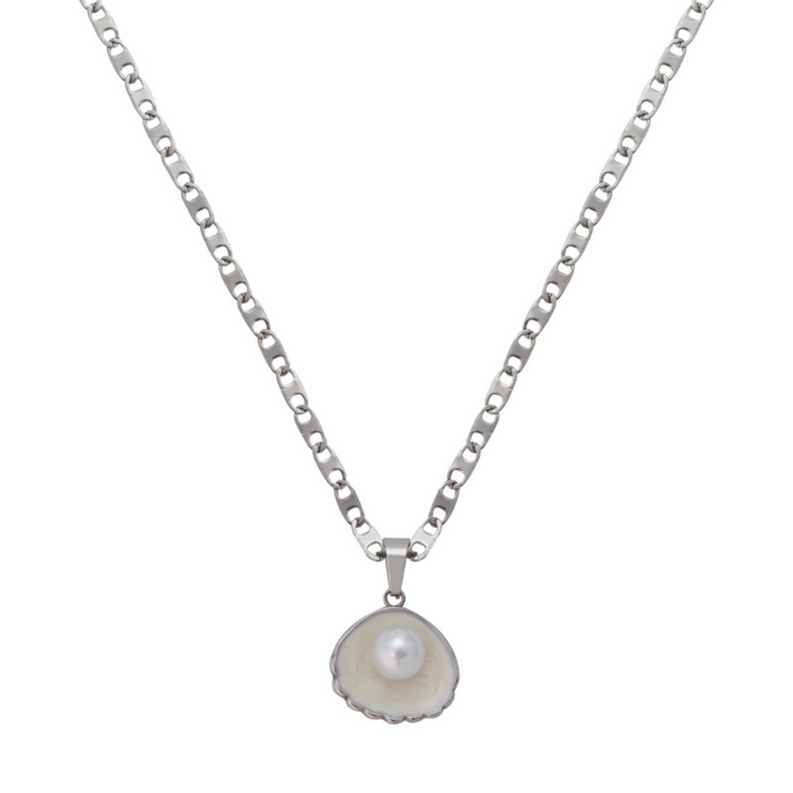Necklace in Shell Shape