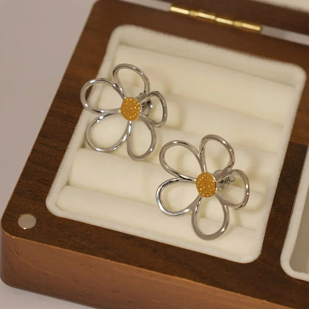 Sončni uhani iz srebra – oblikovanje cvetnih listov