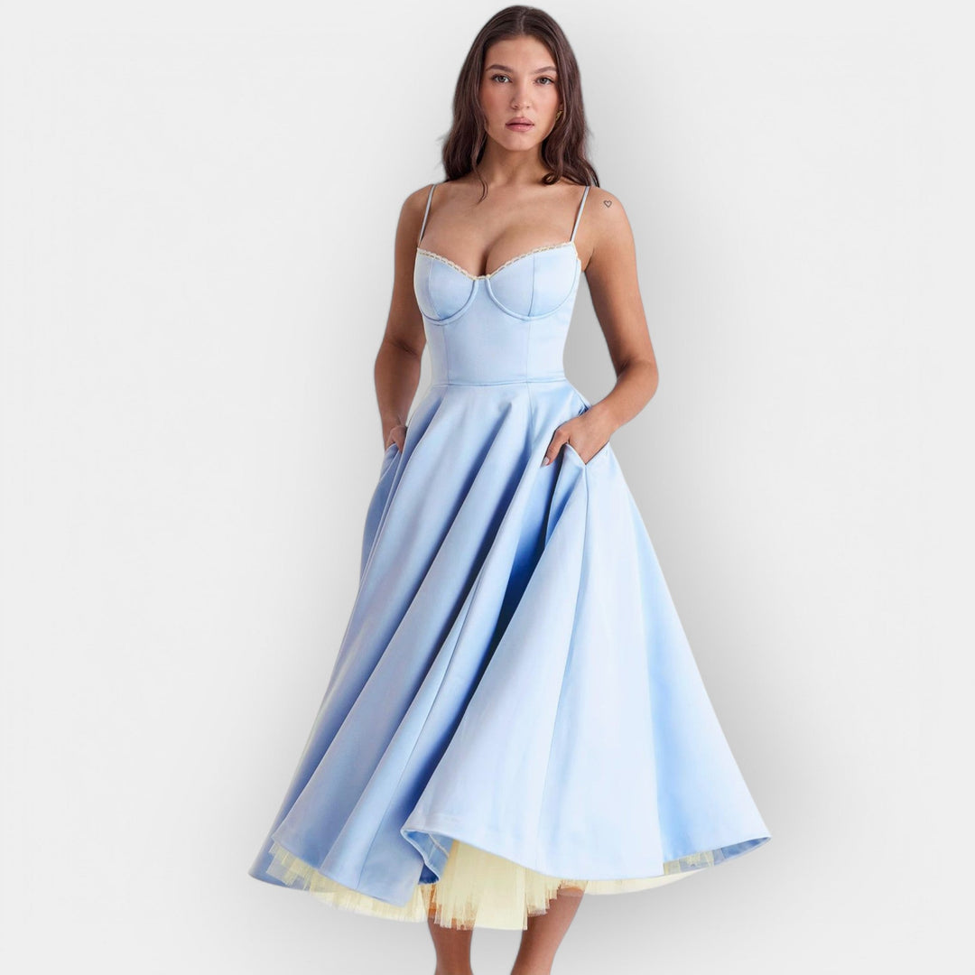 Šik Midi Obleka z Elegantno Silhueto
