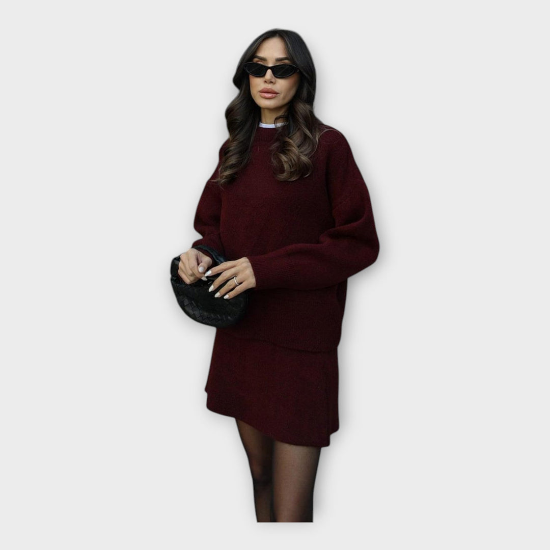 Moderna pletena bluza in krilo set