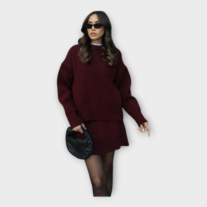 Moderna pletena bluza in krilo set