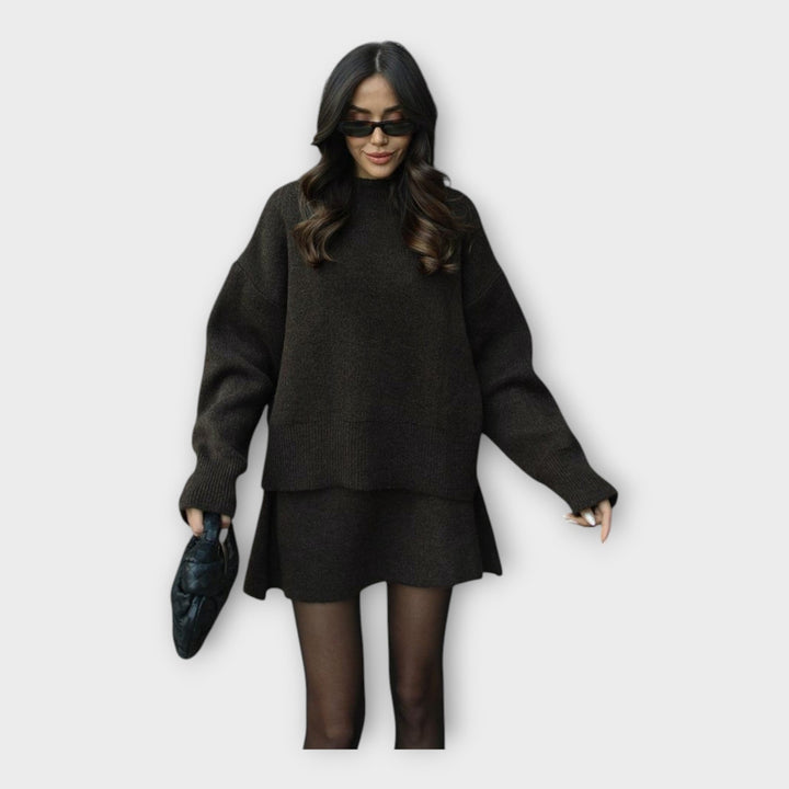 Moderna pletena bluza in krilo set