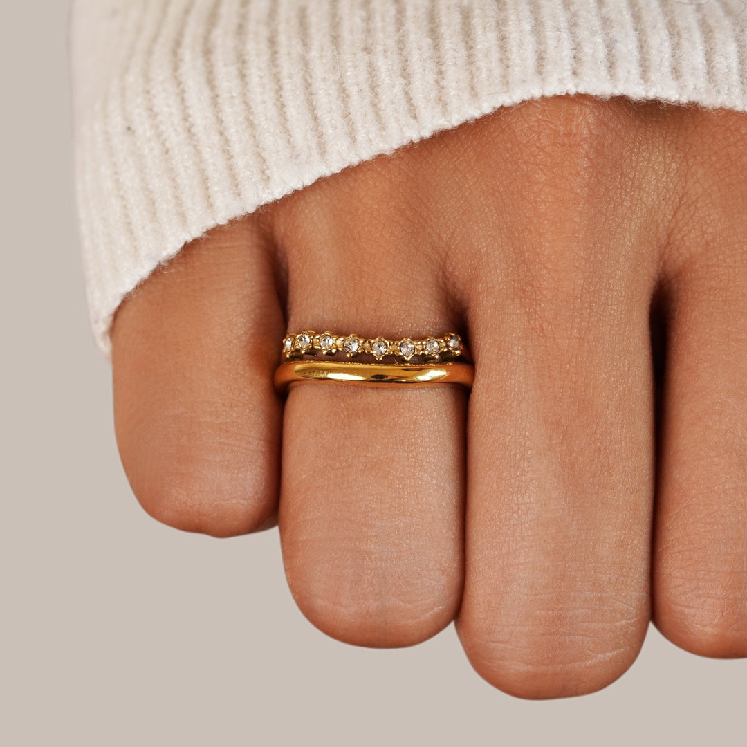 Marissa večplastni prstan z belim kristalom