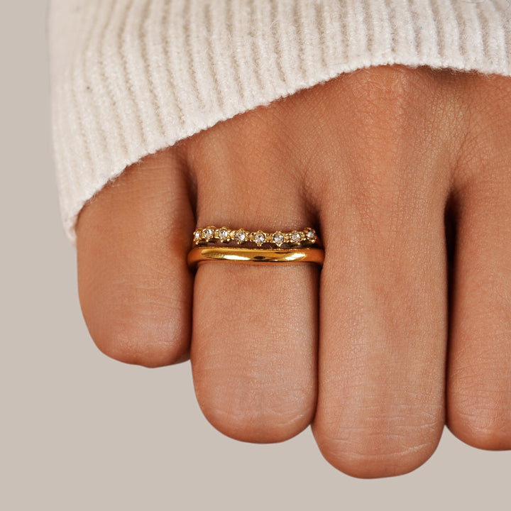 Marissa večplastni prstan z belim kristalom