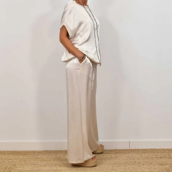 Ruslana Set z Razkošno Udobnostjo